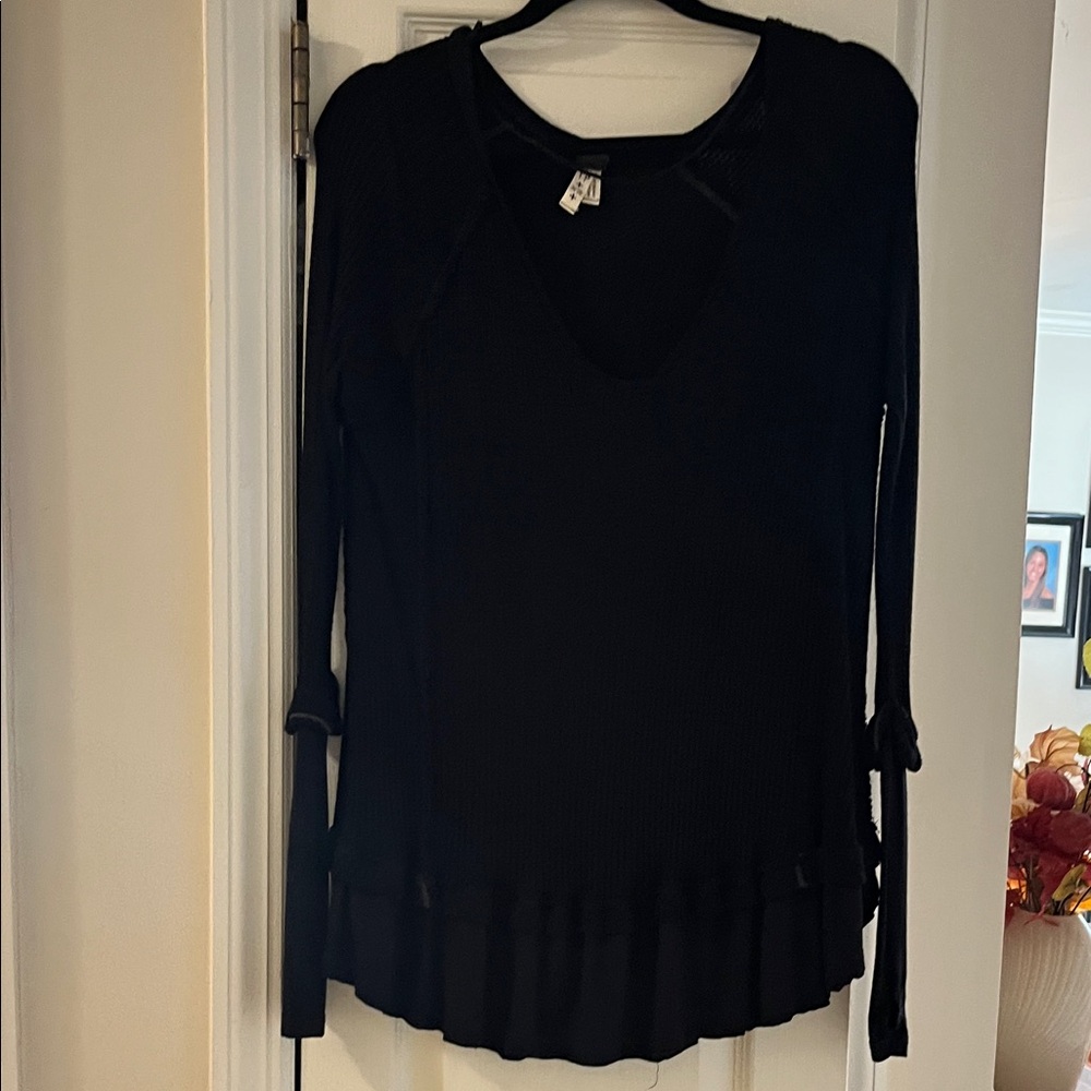 Free People Black Long Sleeve Women's Top